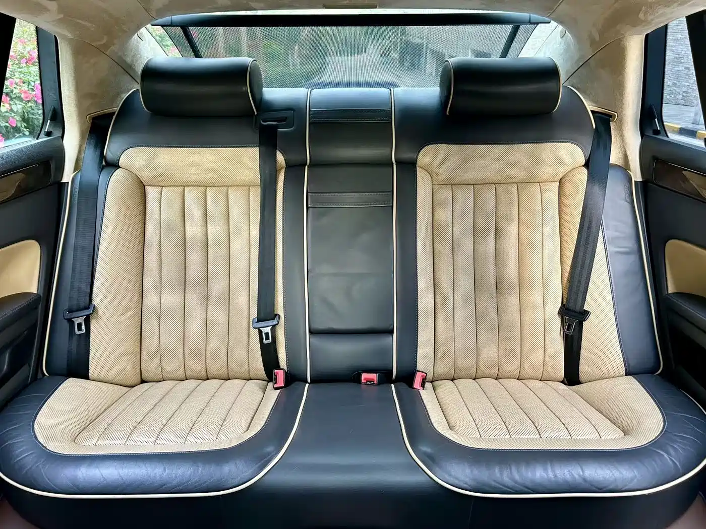 Volkswagen Phaeton 2009 Model 3.6L V6 5-seat Extended Luxury фото 6