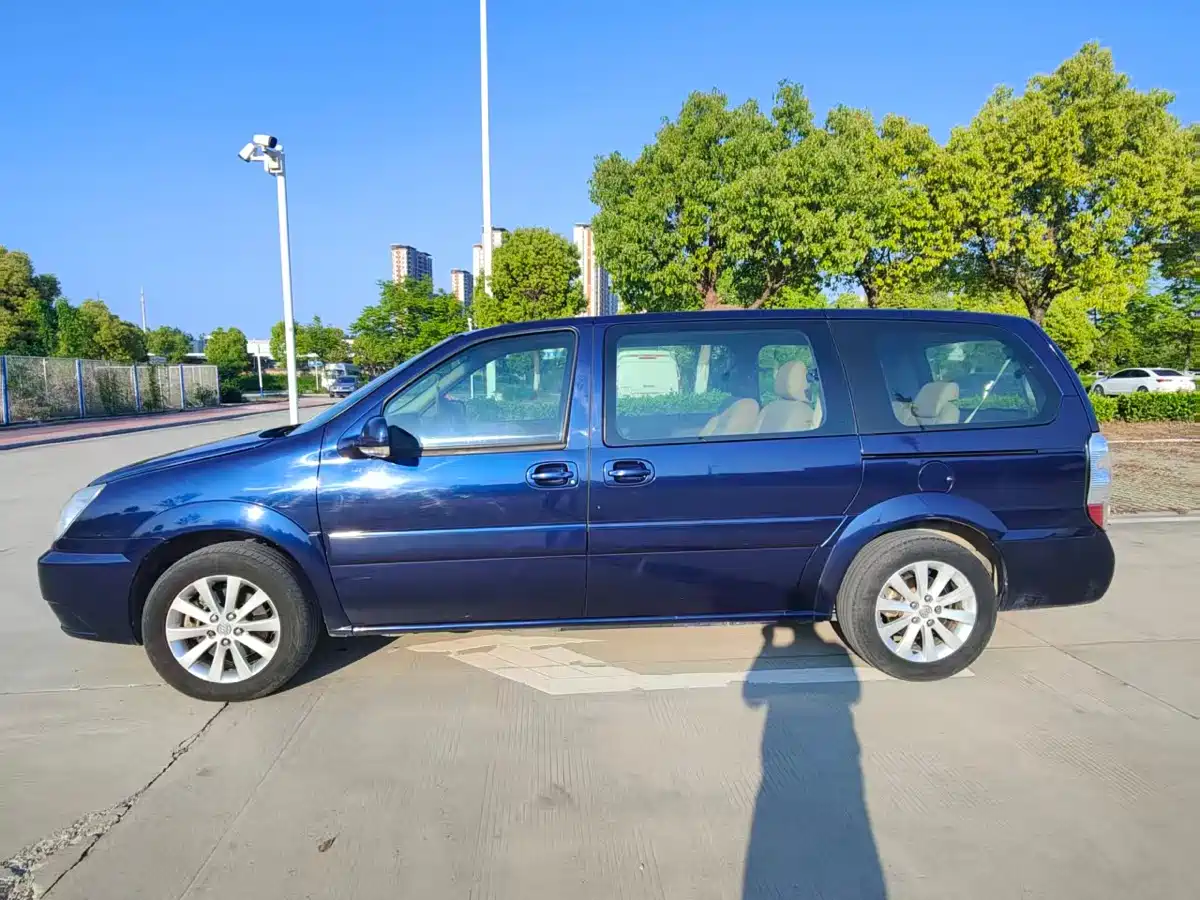 Buick GL8 2014 2.4L Classic Edition фото 3