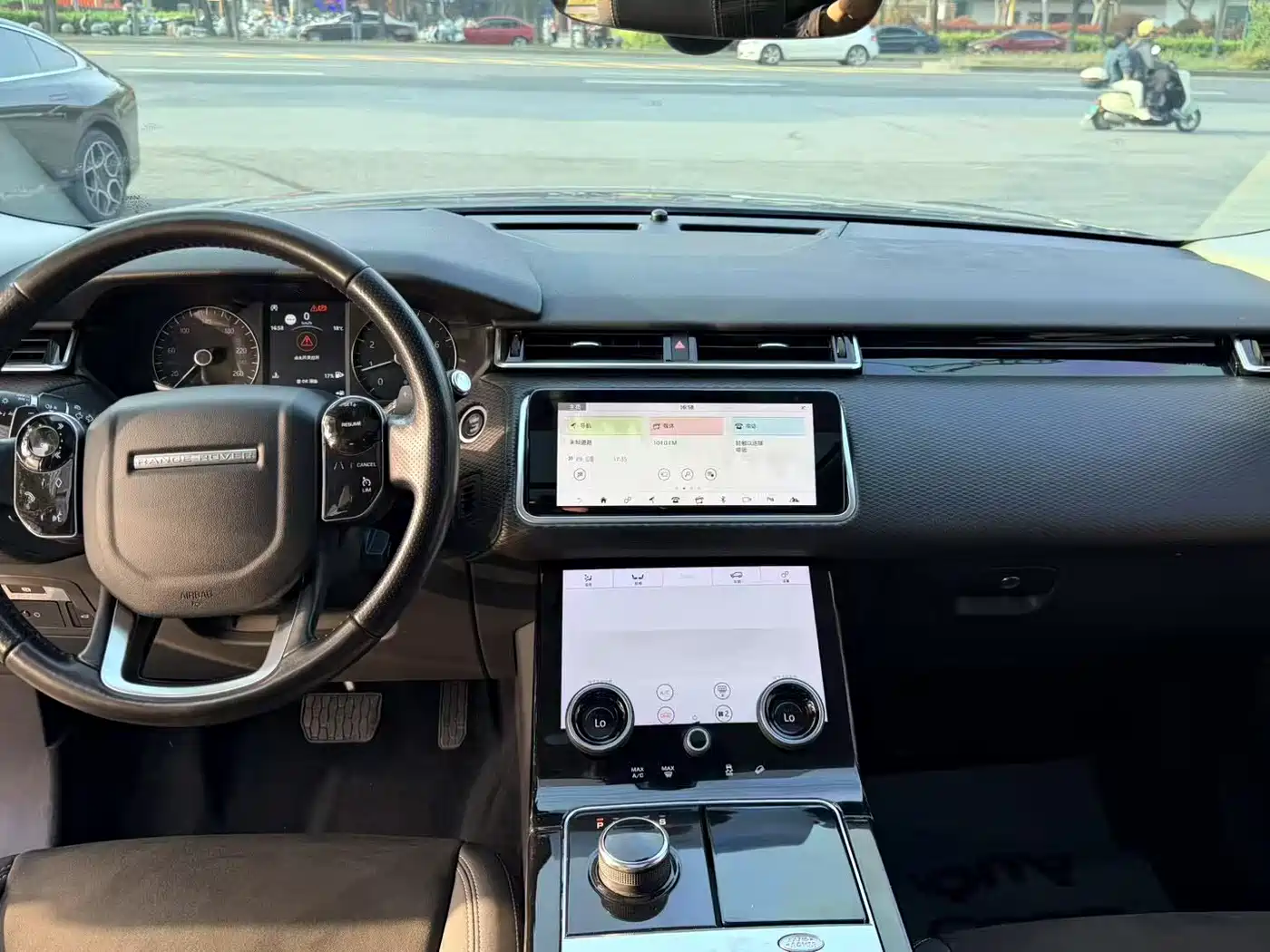 Land Rover Range Rover Velar 2020 P250 фото 5