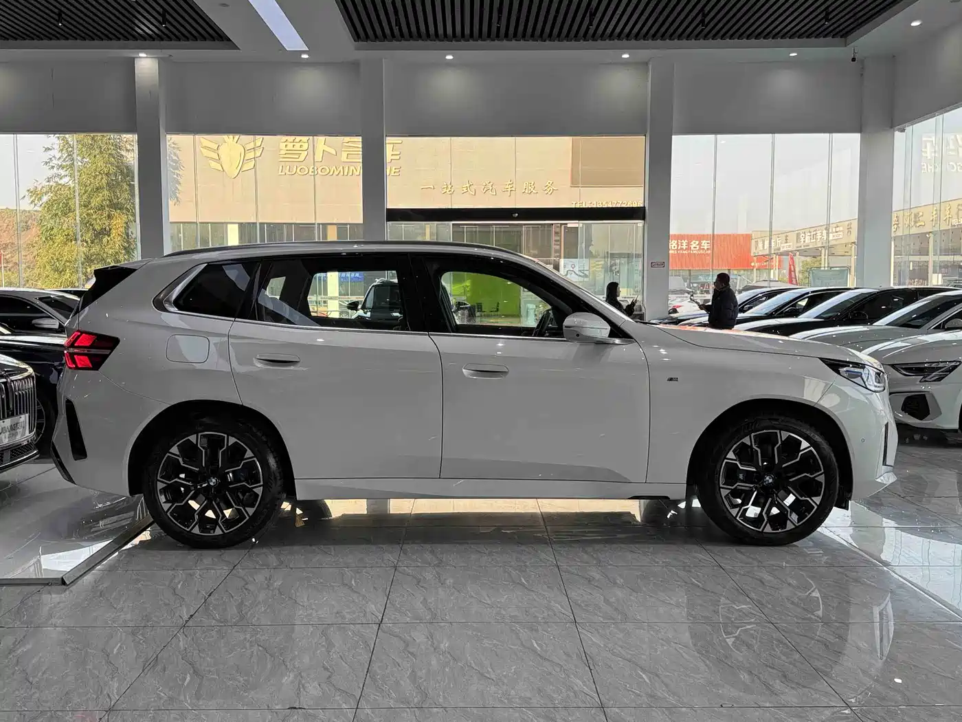 BMW X3 2025 xDrive30L Premium M Sport Package фото 7