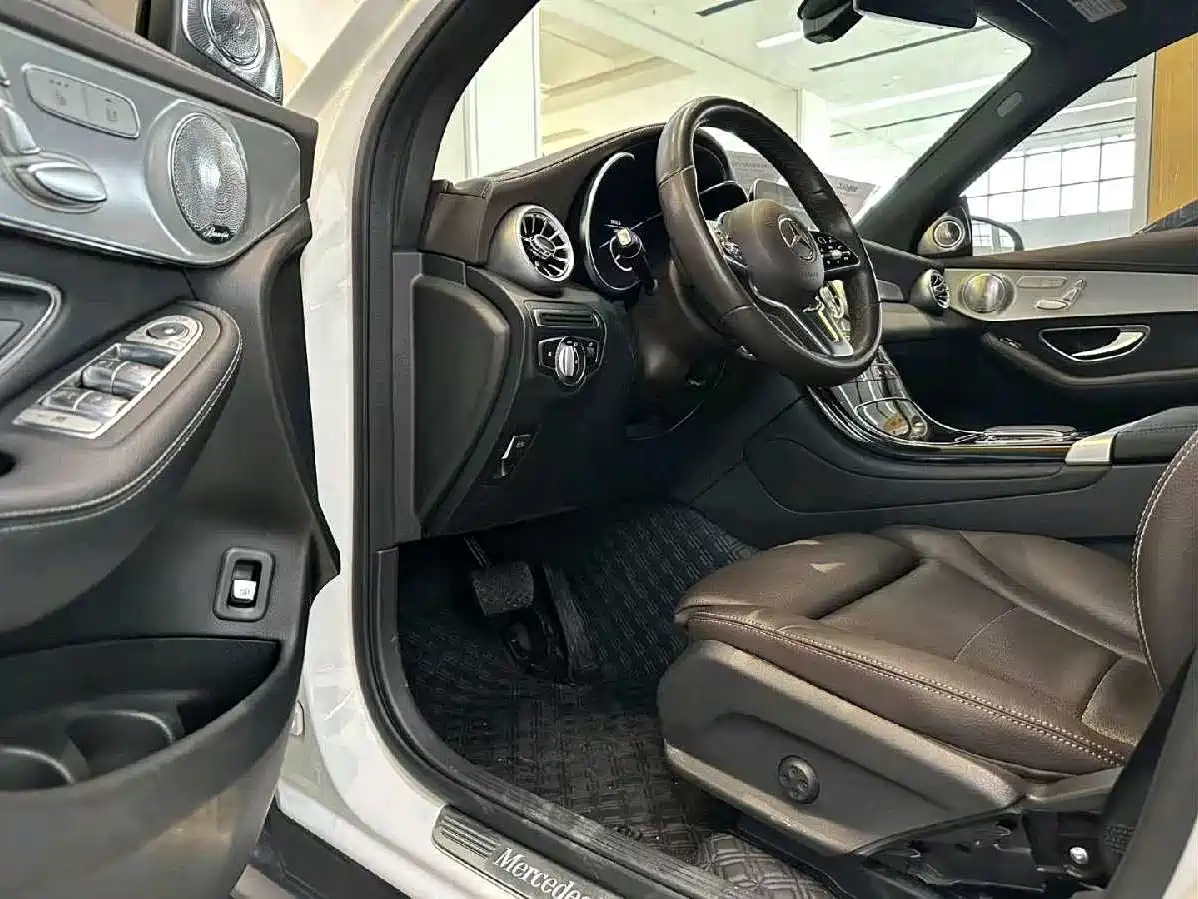 Mercedes-Benz GLC 2022 Facelift III GLC 260 L 4MATIC Dynamic фото 8