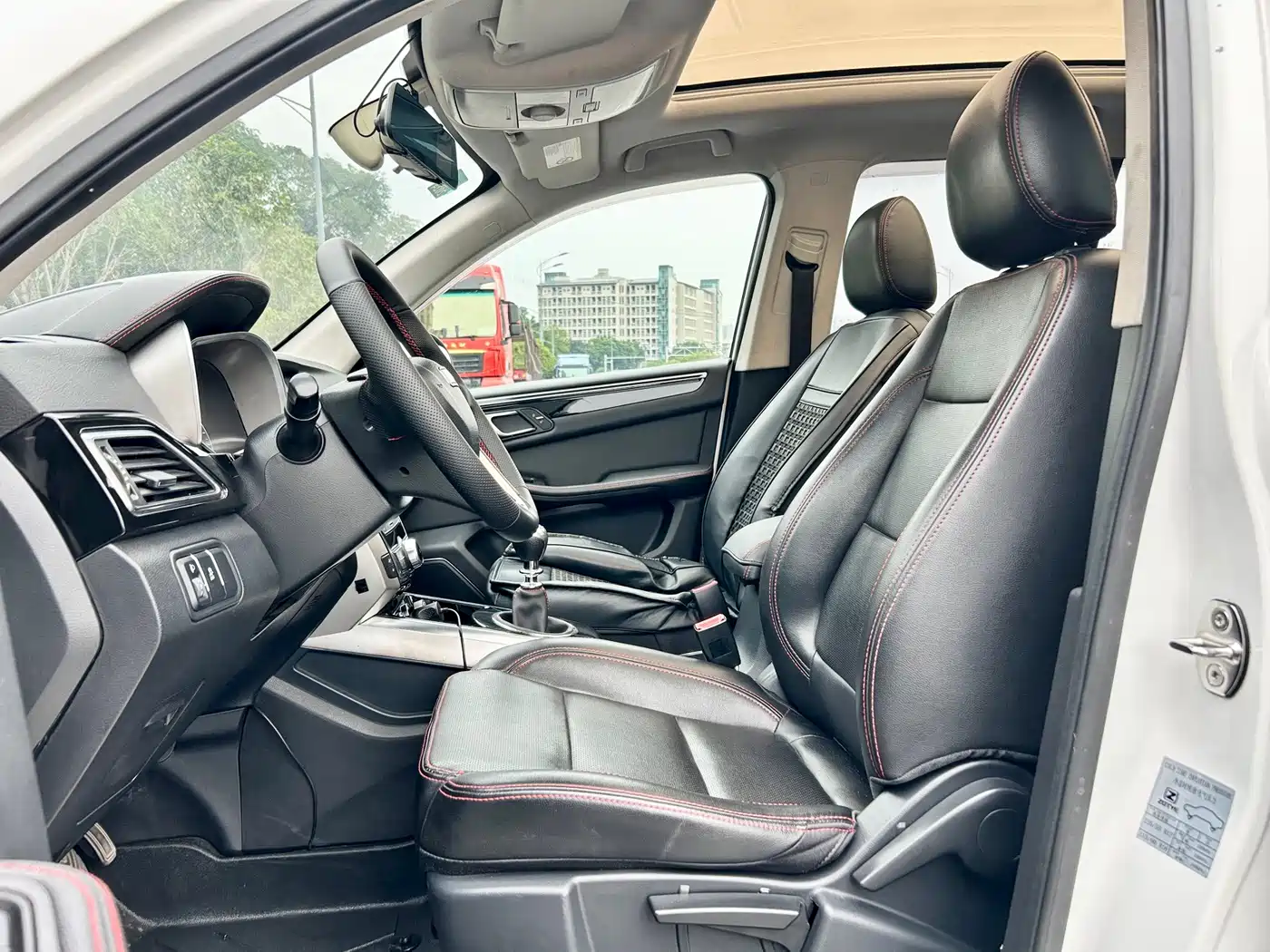 Zotye Damai X5 2016 2015 1.5T Manual Premium (China IV)