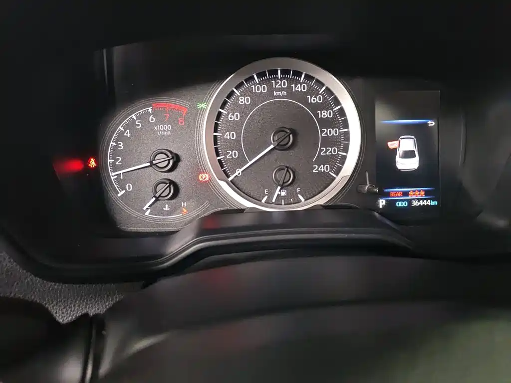 Toyota Levin 2019 185T CVT Luxury Edition China VI фото 12