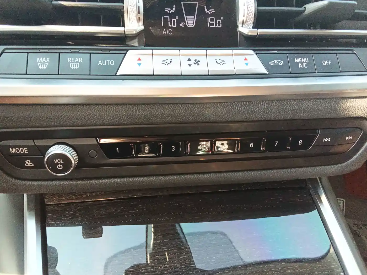 Photo 11 - BMW 3 Series