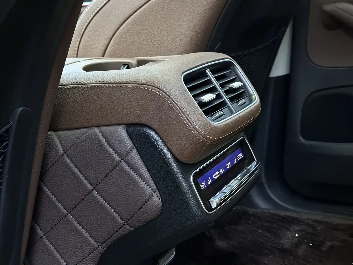 Mercedes-Benz GLE 2024 Facelift GLE 350 4MATIC Fashion фото 17