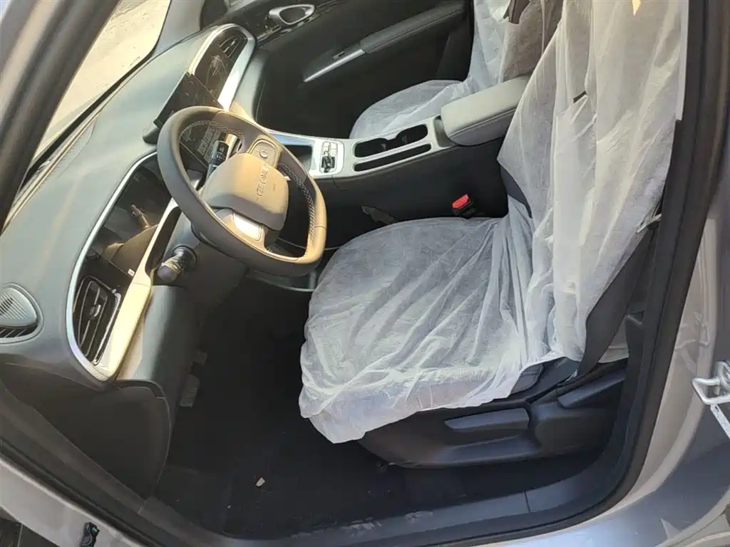 Geely Galaxy Starry Wish 2026 Edition 310km Youth Version фото 15