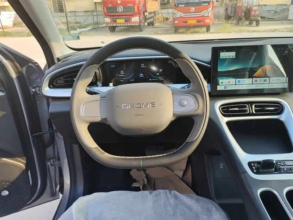 Geely Galaxy Starry Wish 2026 Edition 310km Youth Version фото 11