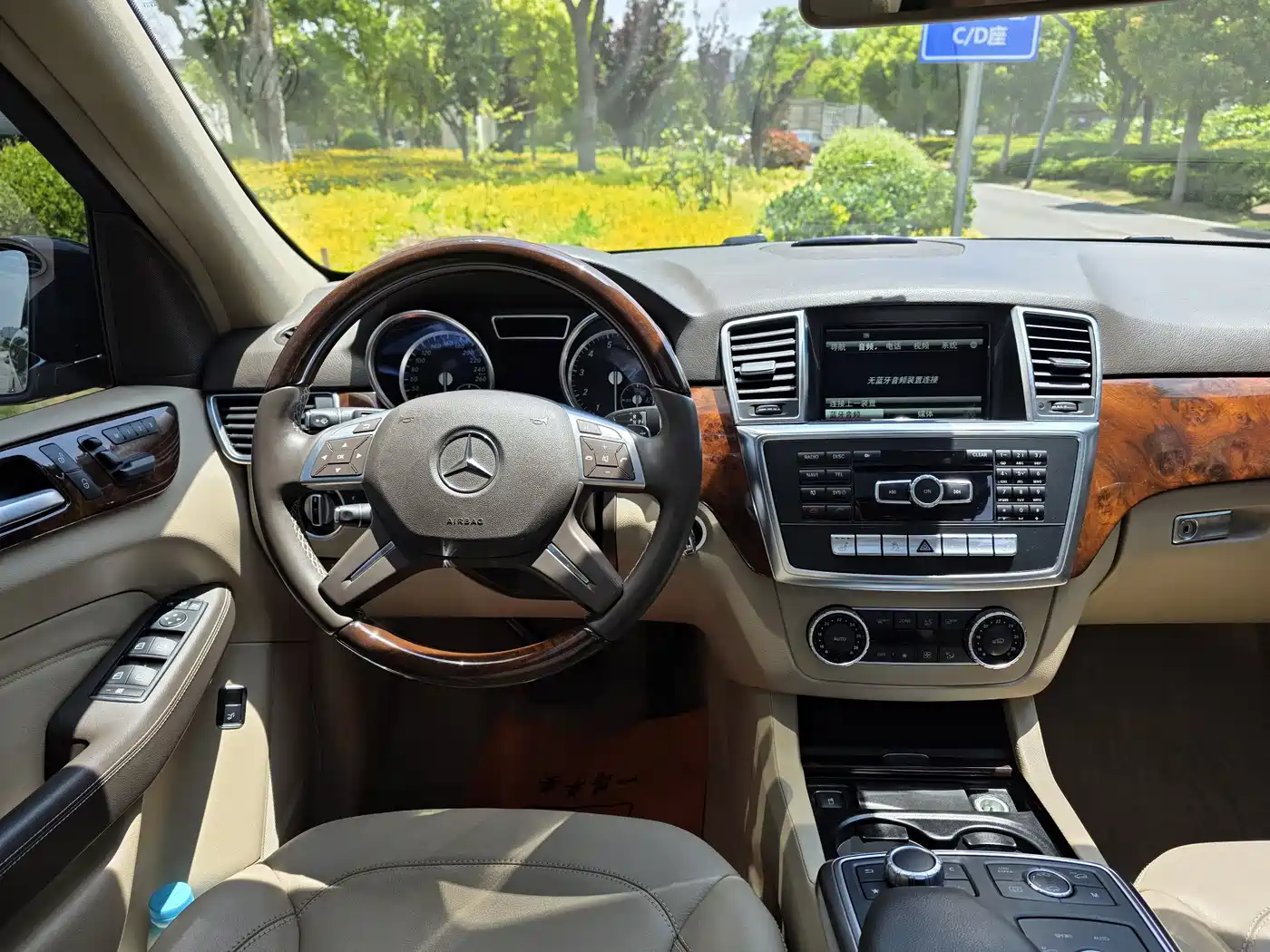 Mercedes-Benz M-Class 2014 ML 400 4MATIC Luxury фото 11