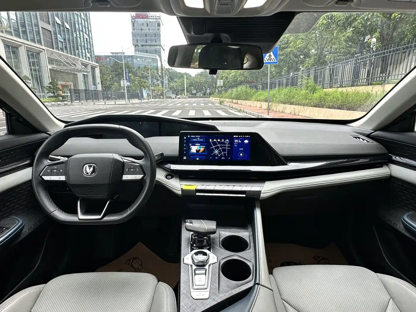 Changan UNI-V iDD 2023 2023 Smart Electric iDD 1.5T 113km Smart Cool Type
