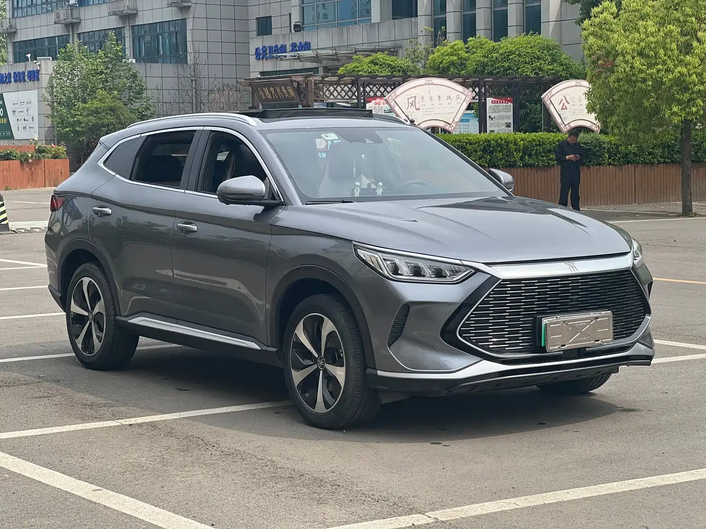 BYD Song PLUS PHEV 2021 DM-i 51KM Honor фото 3