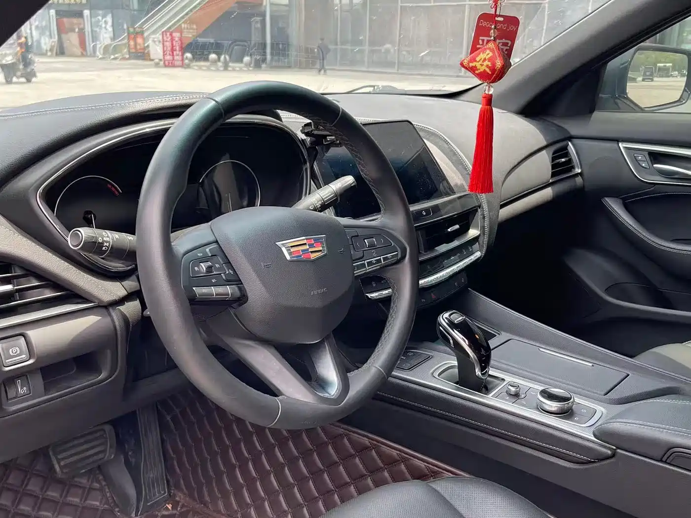 Фото 4 - Cadillac CT5