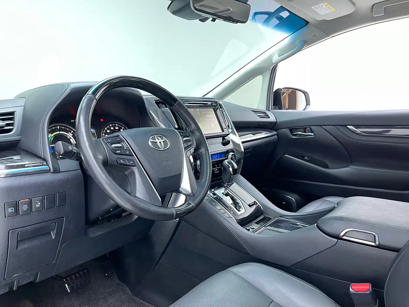 Toyota Vellfire 2019 2019 Hybrid 2.5L HV Luxury Edition