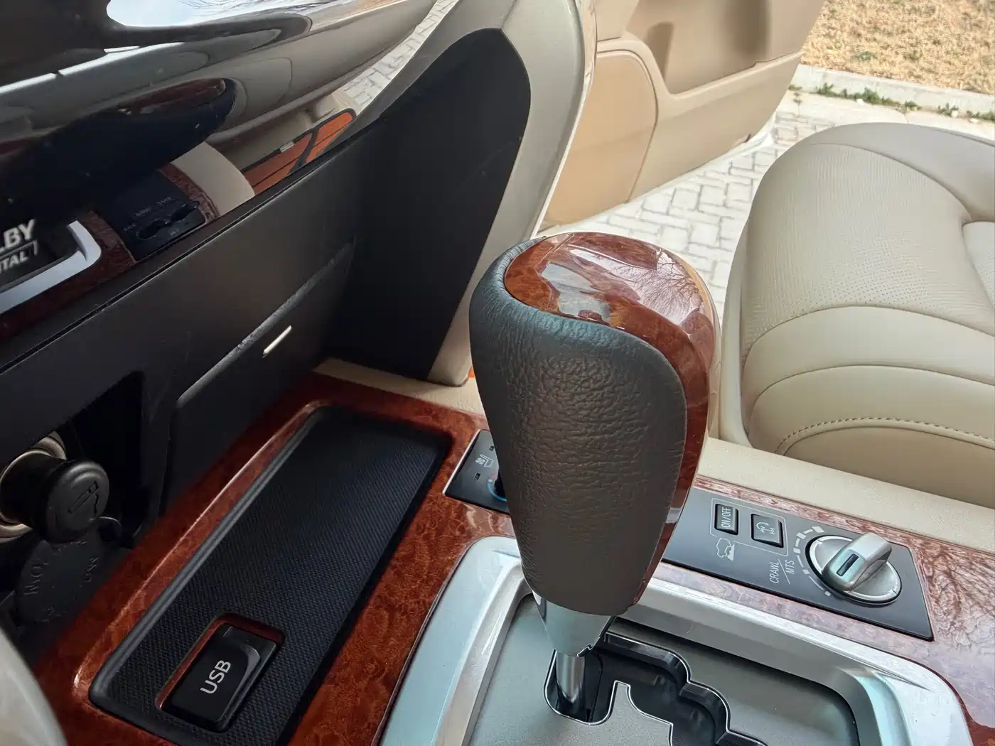 Toyota Land Cruiser 2012 4.6L Automatic VX-R фото 20
