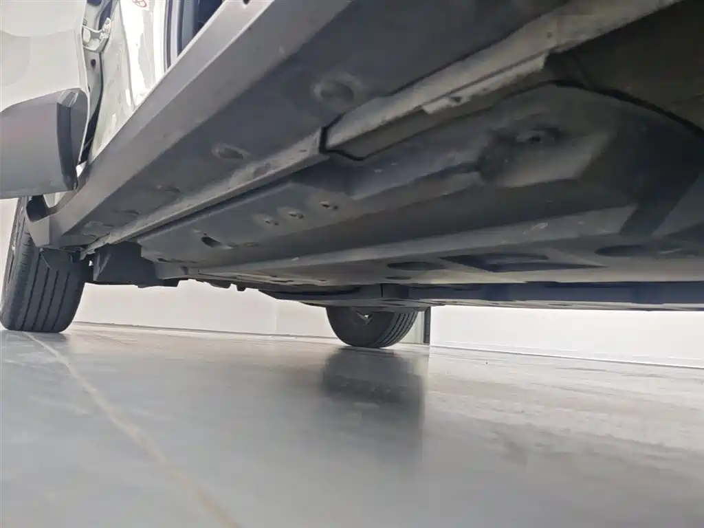 Toyota IZOA 2018 2.0L Yichi Edition China V фото 21