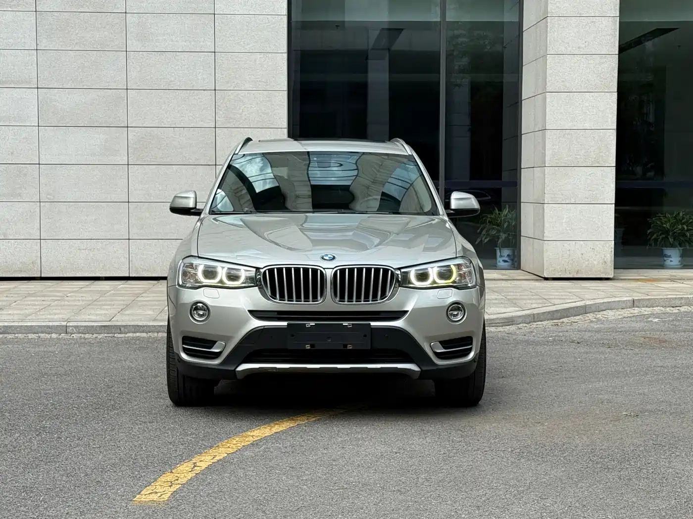 BMW X3 (Import) 2014 xDrive20i X Design Package фото 2