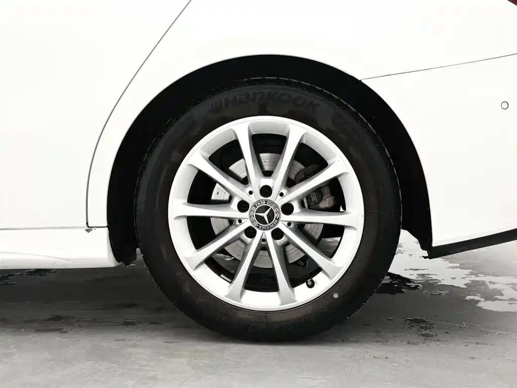 Mercedes-Benz A-Class 2021 A 200 L Sport Sedan Dynamic Type фото 9