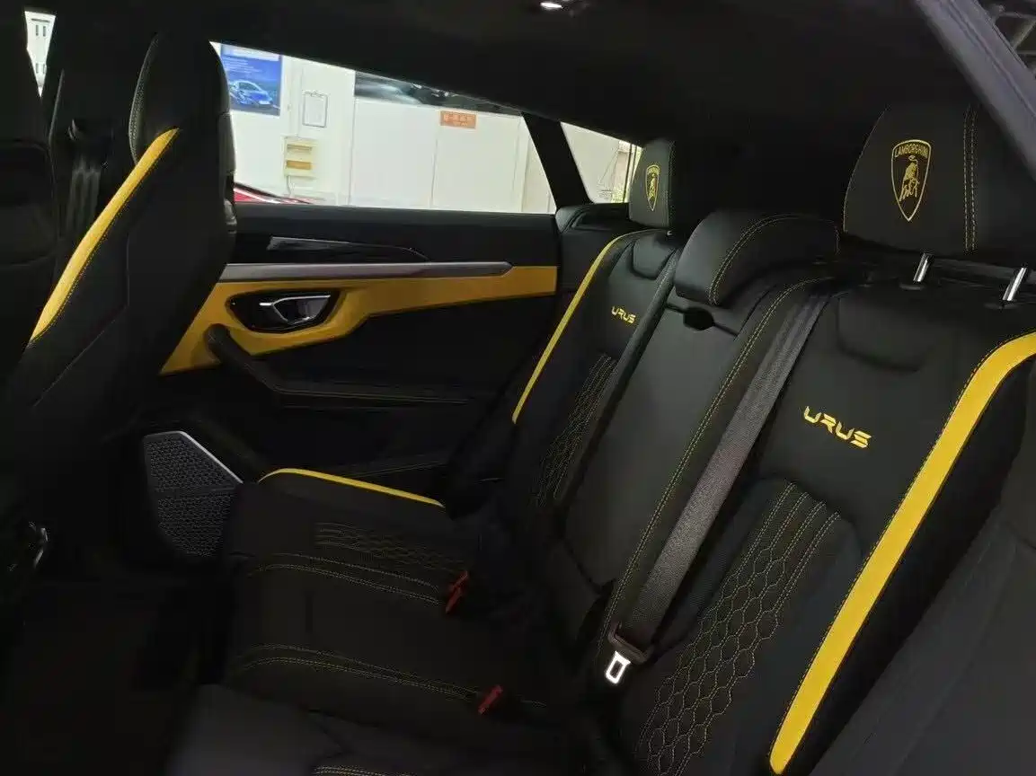Lamborghini Urus 2023 4.0T V8 S фото 8