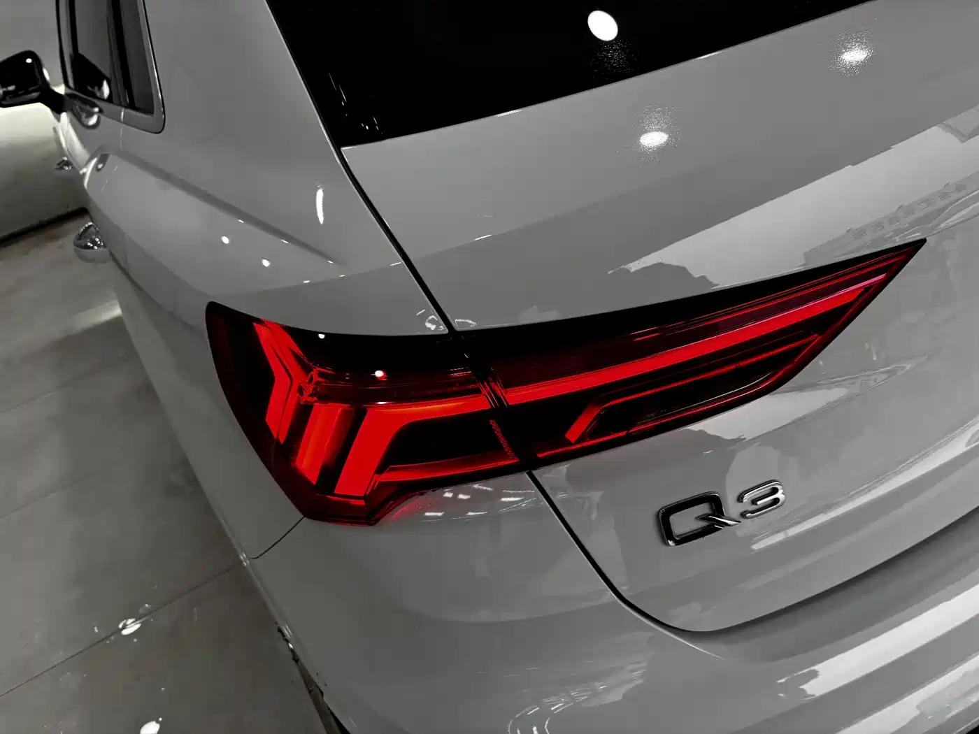 Audi Q3 2024 40 TFSI Fashion Sport фото 10