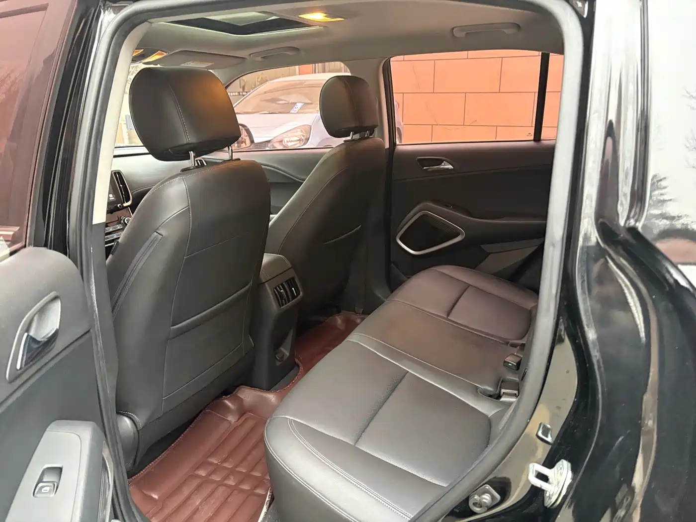 Hyundai Beijing Hyundai ix35 2019 2.0L Automatic 2WD Zhiyong·Smooth Enjoy China VI фото 12