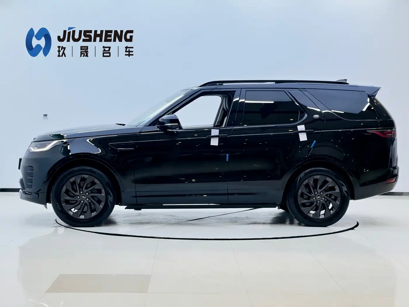 Land Rover Discovery 2023 360PS R-Dynamic S фото 3