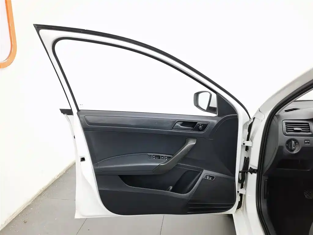 Volkswagen Santana 2019 1.5L Manual Trend China VI фото 8