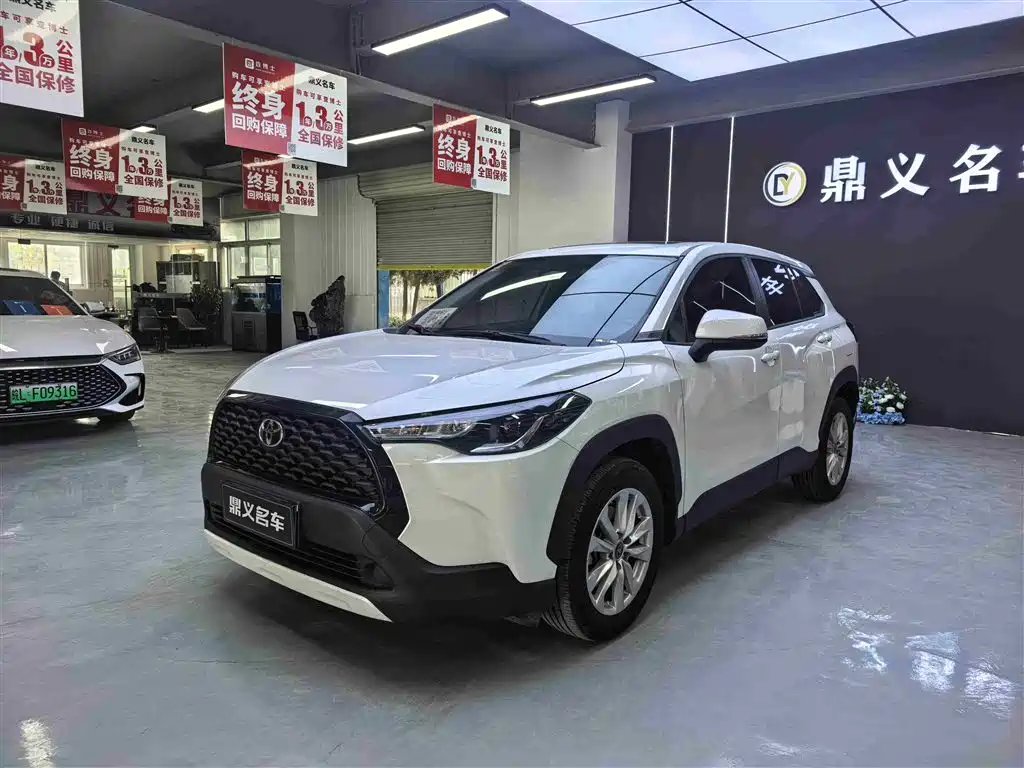 Toyota Corolla Cross 2023 2.0L Elite Edition фото 2