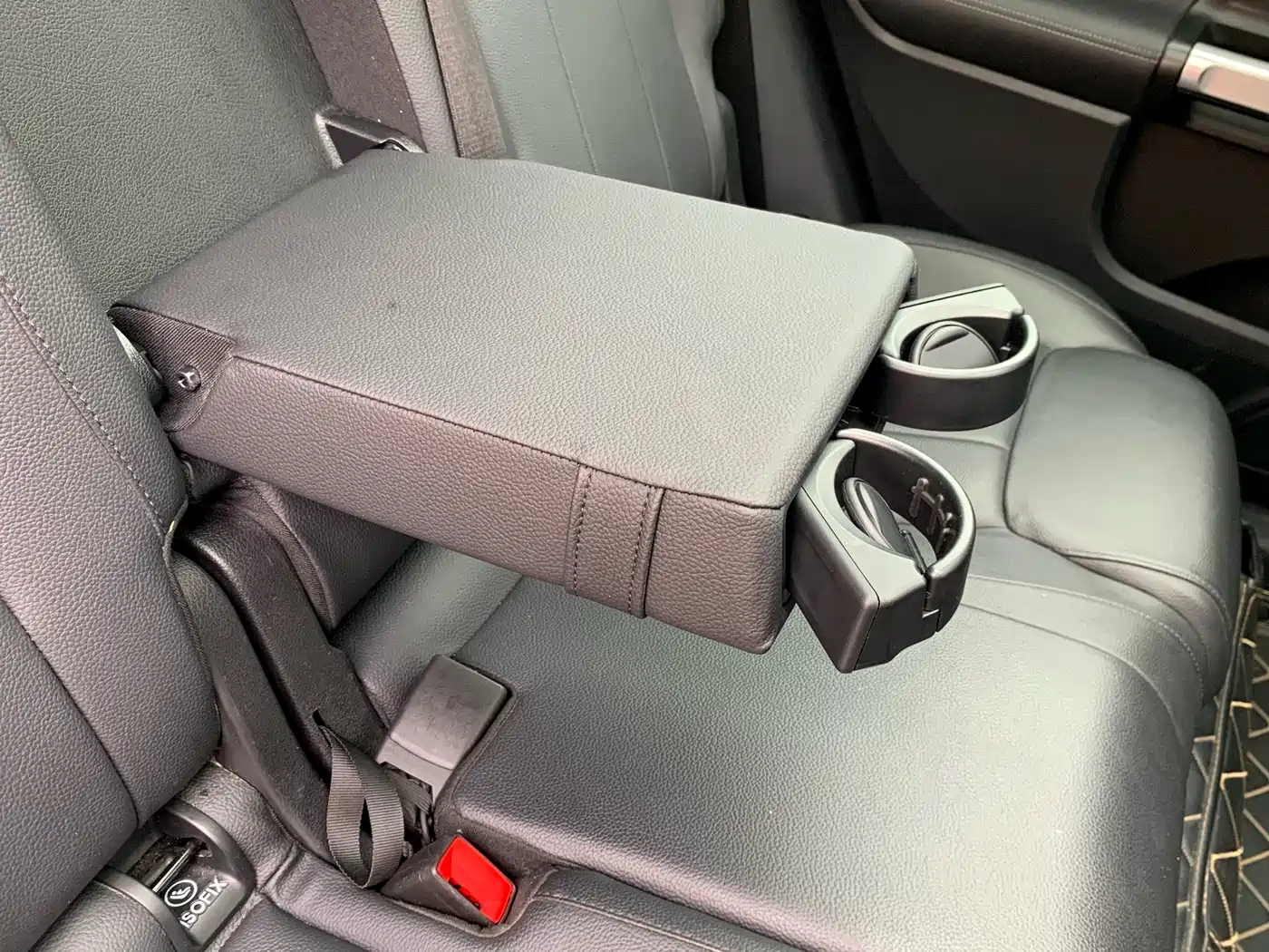Mercedes-Benz GLB 2021 GLB 200 Dynamic фото 32