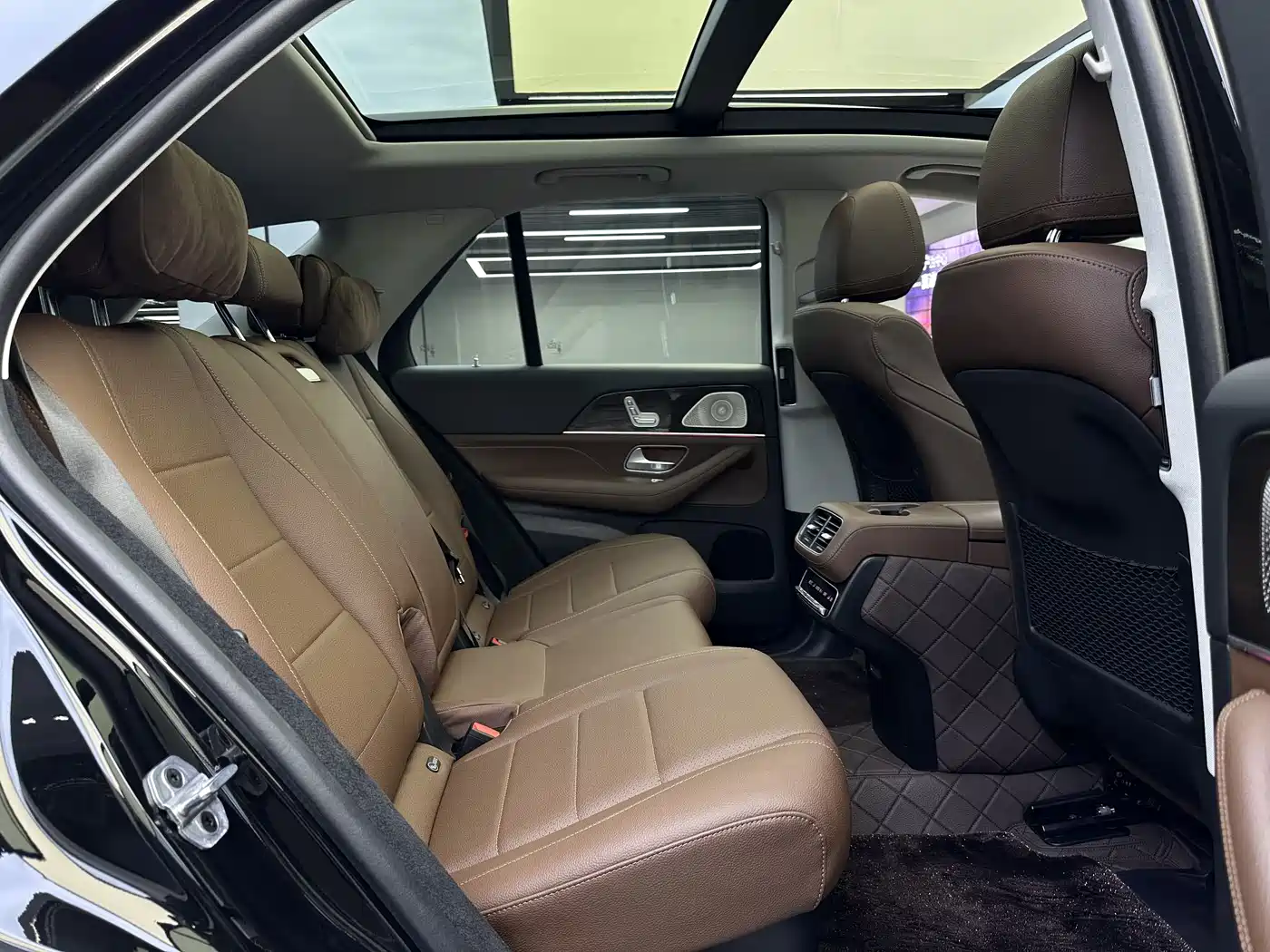 Mercedes-Benz GLE 2024 Facelift GLE 350 4MATIC Fashion фото 9
