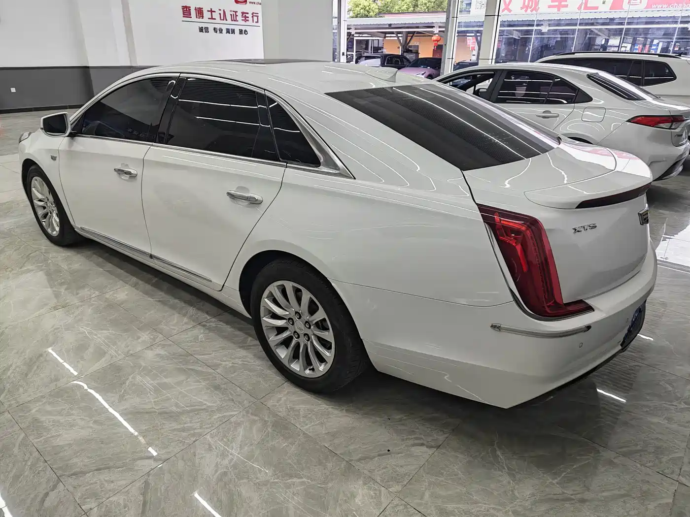 Cadillac XTS 2018 28T Elite фото 18