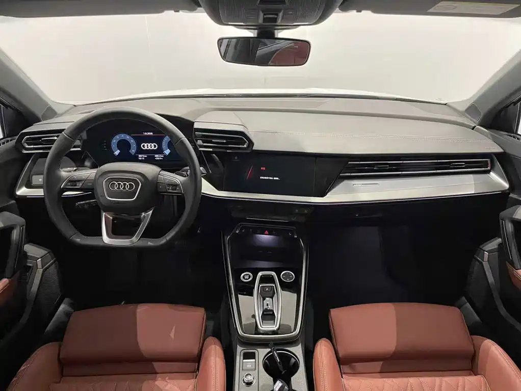 Audi A3 2026 2025 Sportback 35TFSI Flying Premium