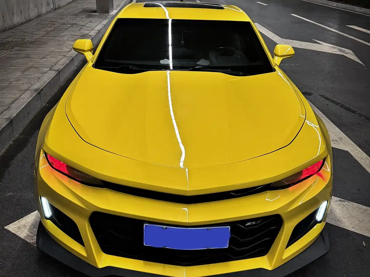 Photo 6 - Chevrolet Camaro