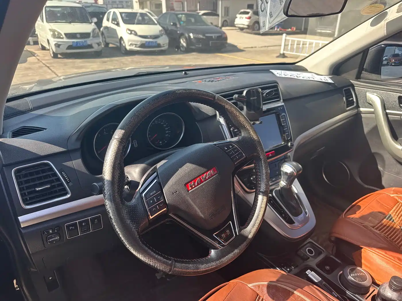 Фото 8 - Haval H6