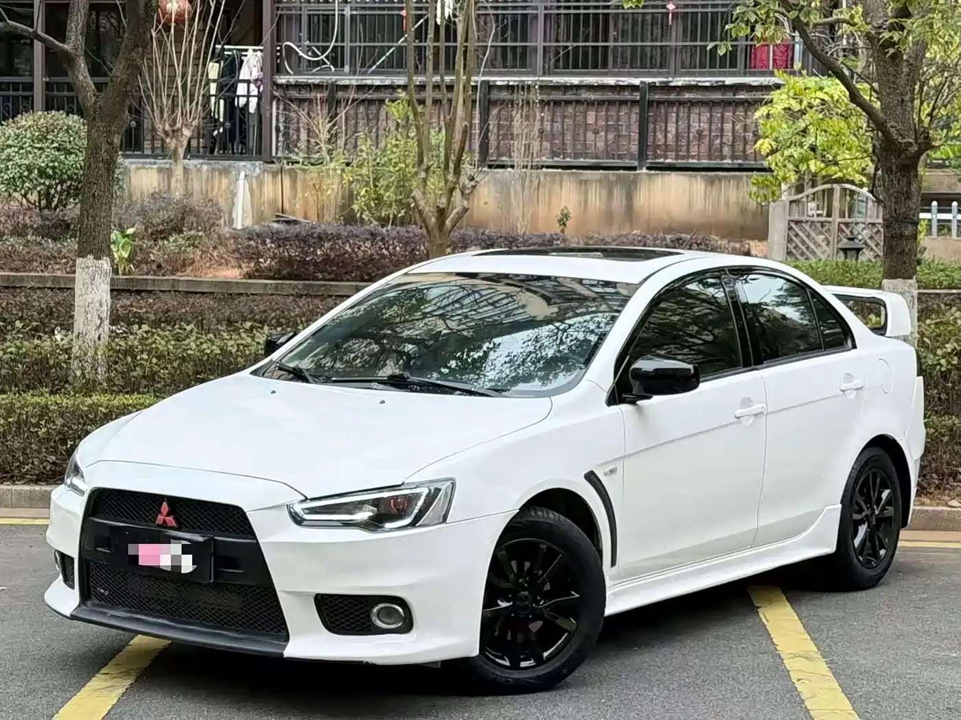 Mitsubishi Lancer EX 2011 Trend Edition 1.8L CVT Limited