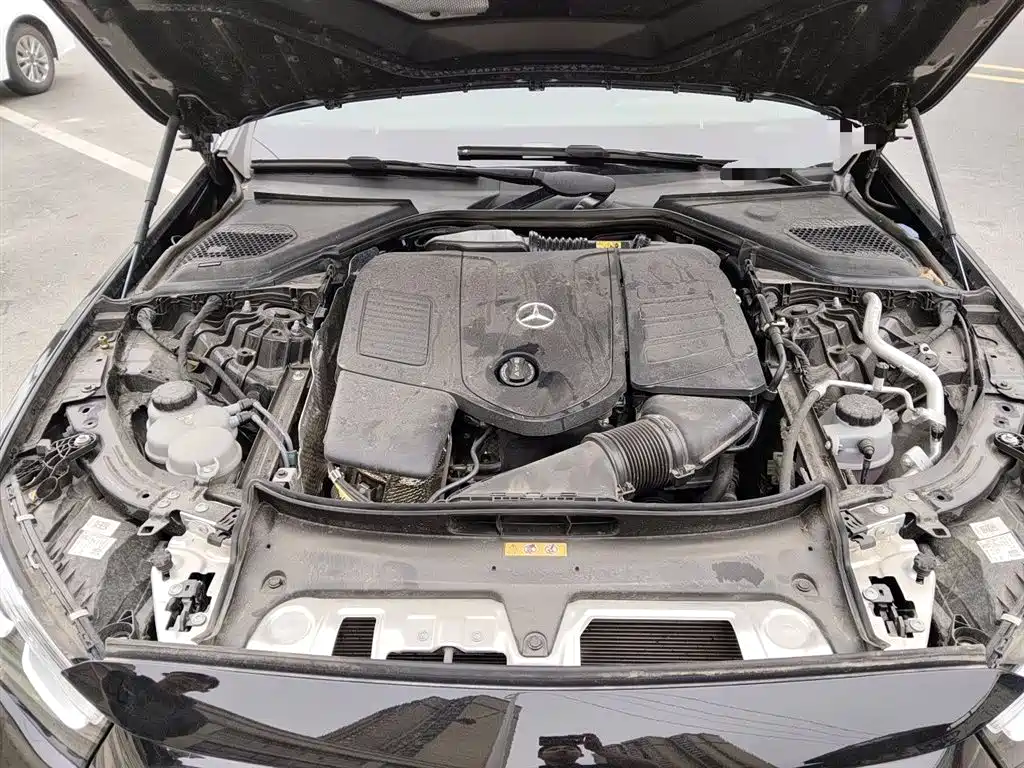 Mercedes-Benz E-Class 2025 E 260 L фото 17