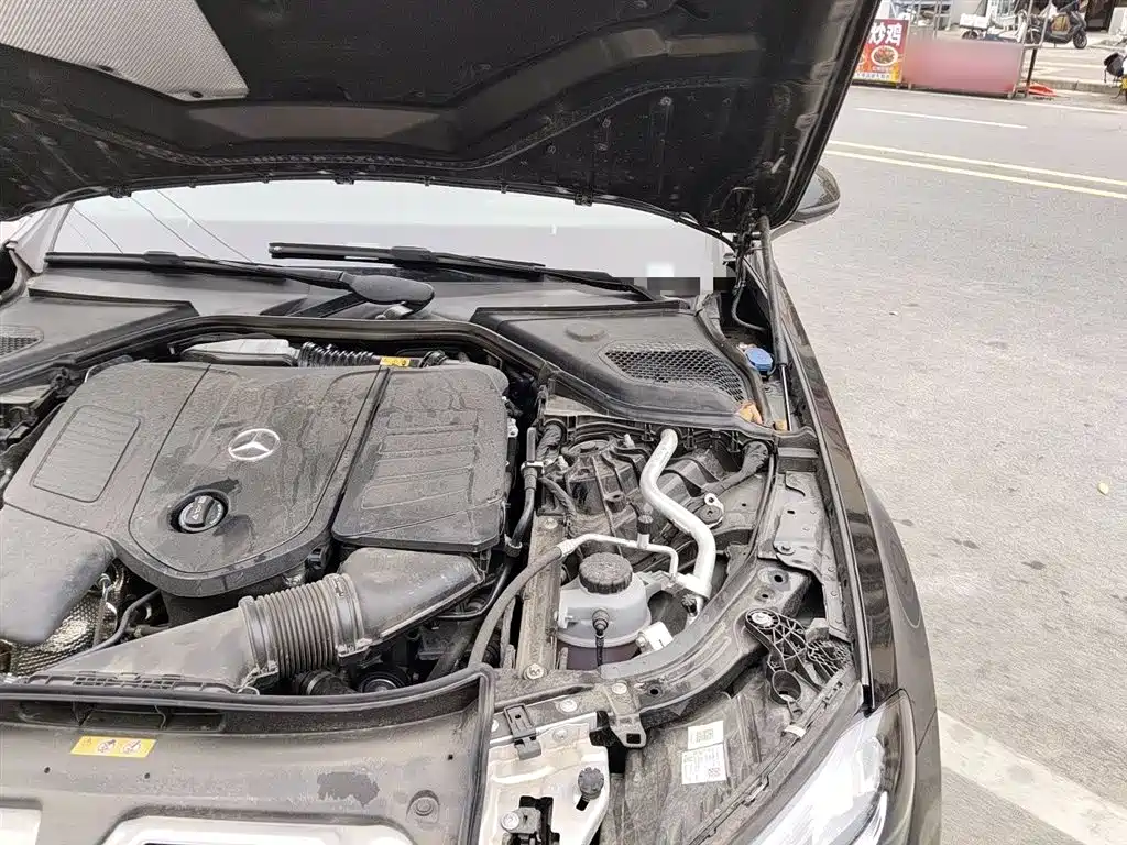 Mercedes-Benz E-Class 2025 E 260 L фото 24