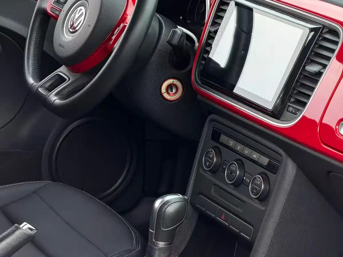 Volkswagen Beetle 2015 280TSI фото 4