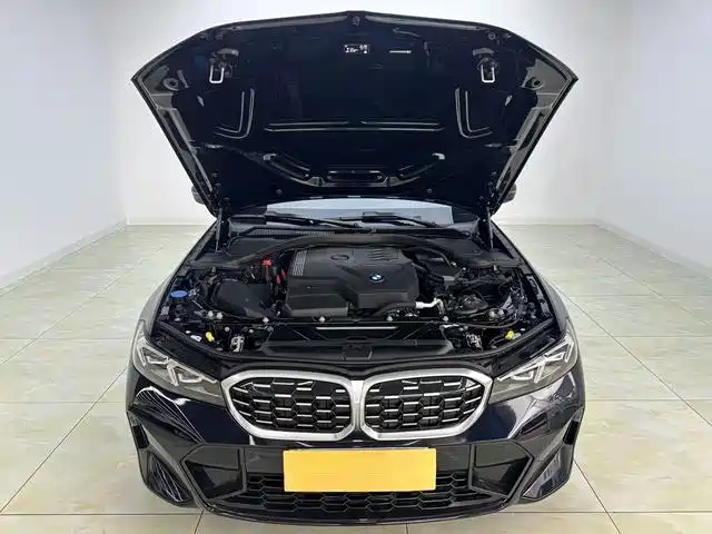 BMW 3 Series 2023 325Li M Sport Package фото 17