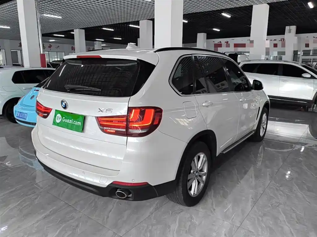 BMW X5 (Import) 2015 xDrive28i фото 5
