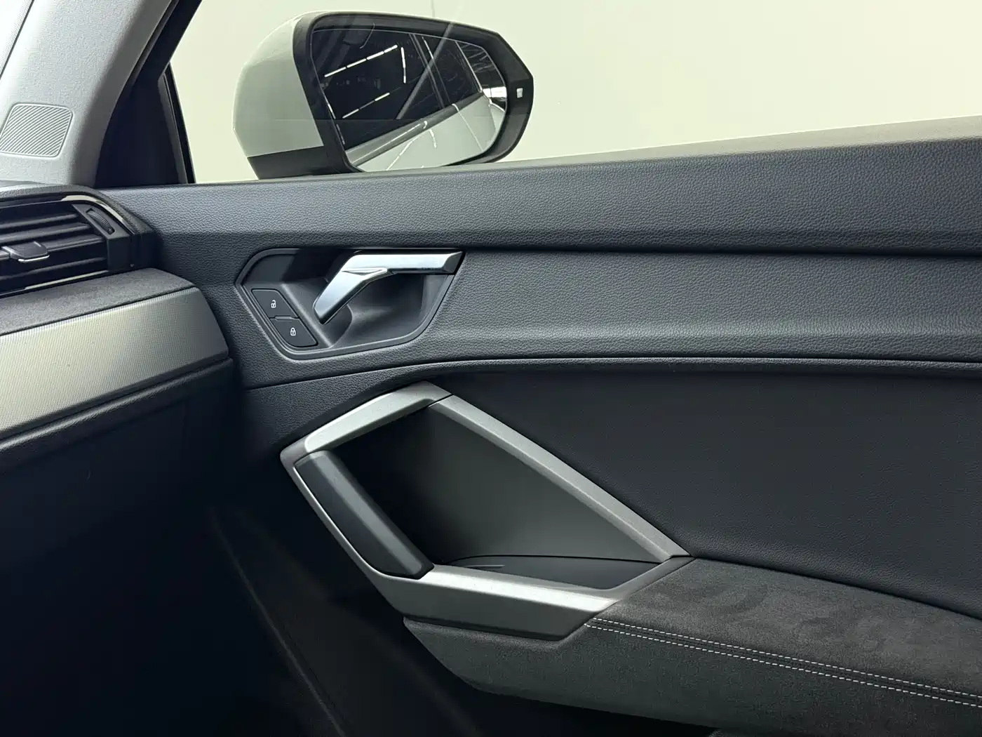 Audi Q3 2022 35 TFSI Progressive Dynamic фото 15