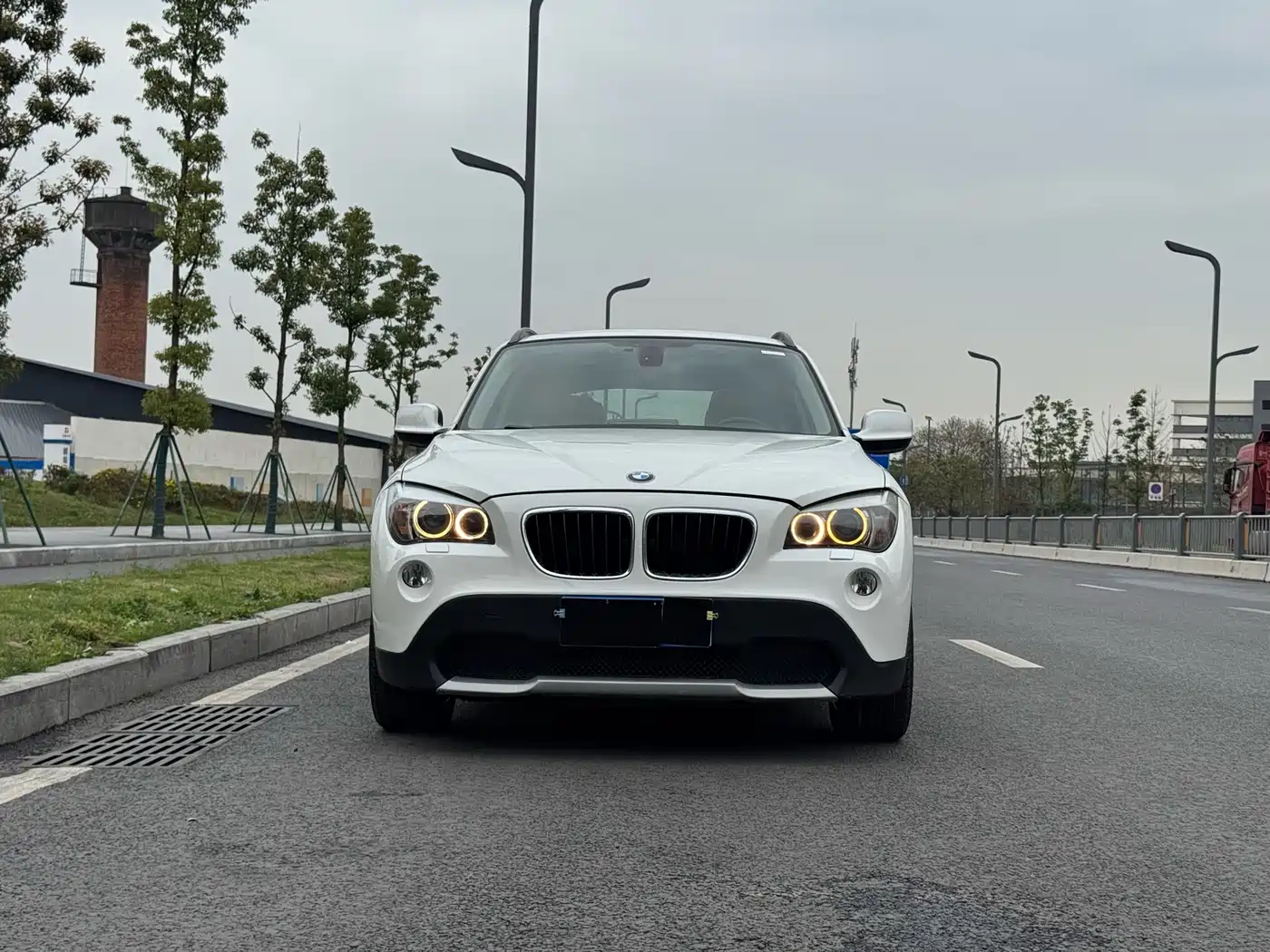 BMW X1 (Import) 2012 sDrive18i Luxury фото 2