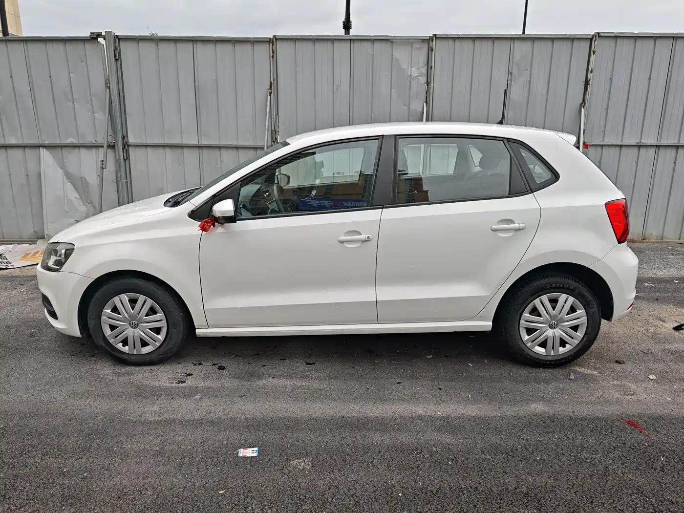 Volkswagen Polo 2016 1.4L Automatic Trend фото 3