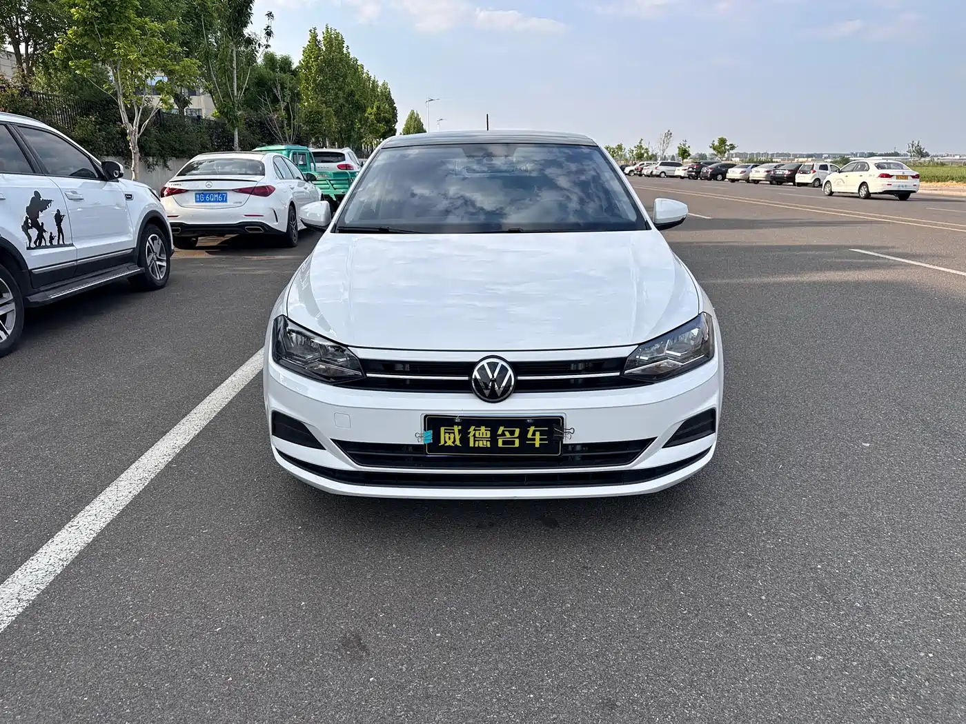 Volkswagen Polo 2021 Plus 1.5L Automatic Colorful Tech Edition фото 3