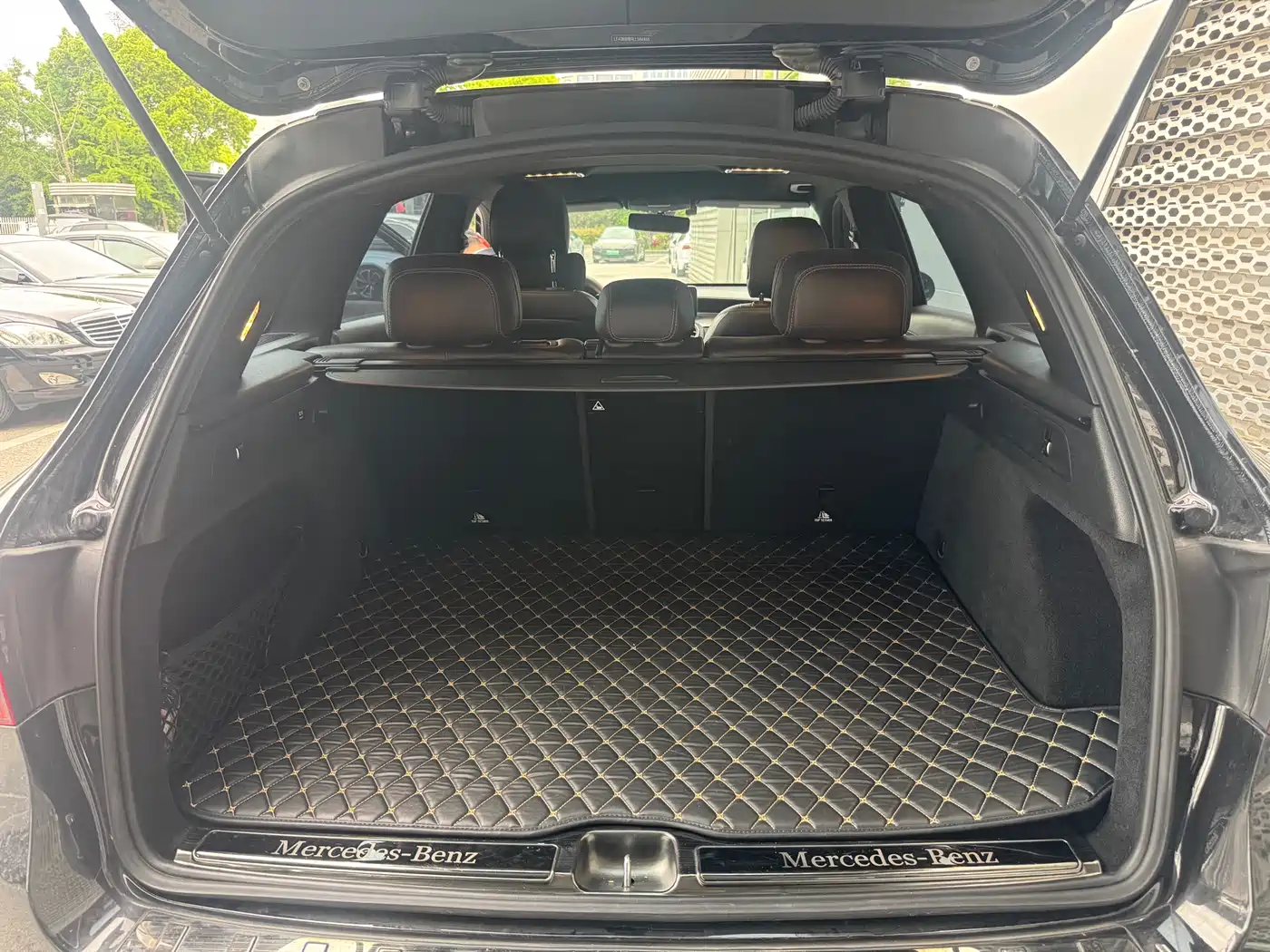 Mercedes-Benz GLC 2020 Facelift GLC 260 L 4MATIC Luxury фото 6