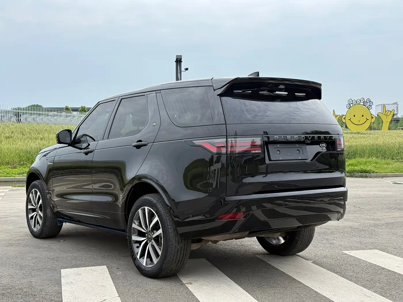 Land Rover Discovery 2021 360PS R-Dynamic SE фото 7