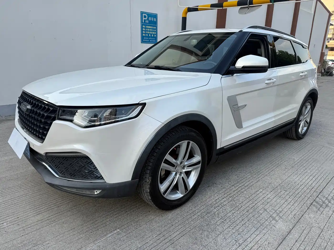 Zotye T700 2017 2017 1.8T DCT Premium