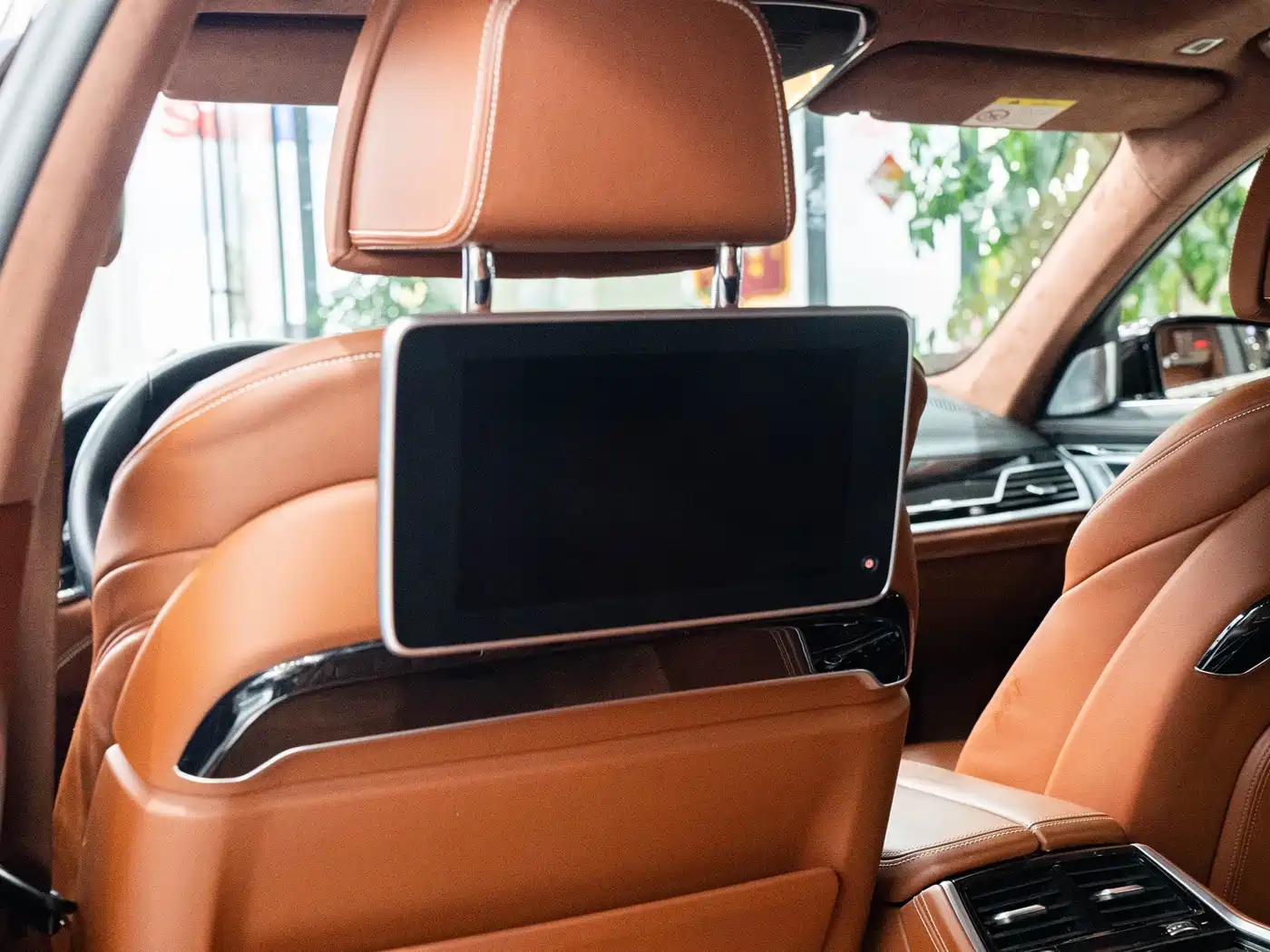 BMW 7 Series 2018 750Li xDrive M Sport Package фото 36