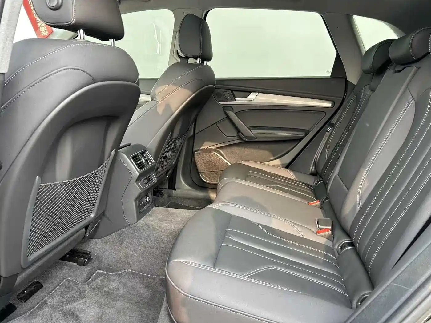 Audi Q5L 2024 Model 40 TFSI Luxury Dynamic фото 8