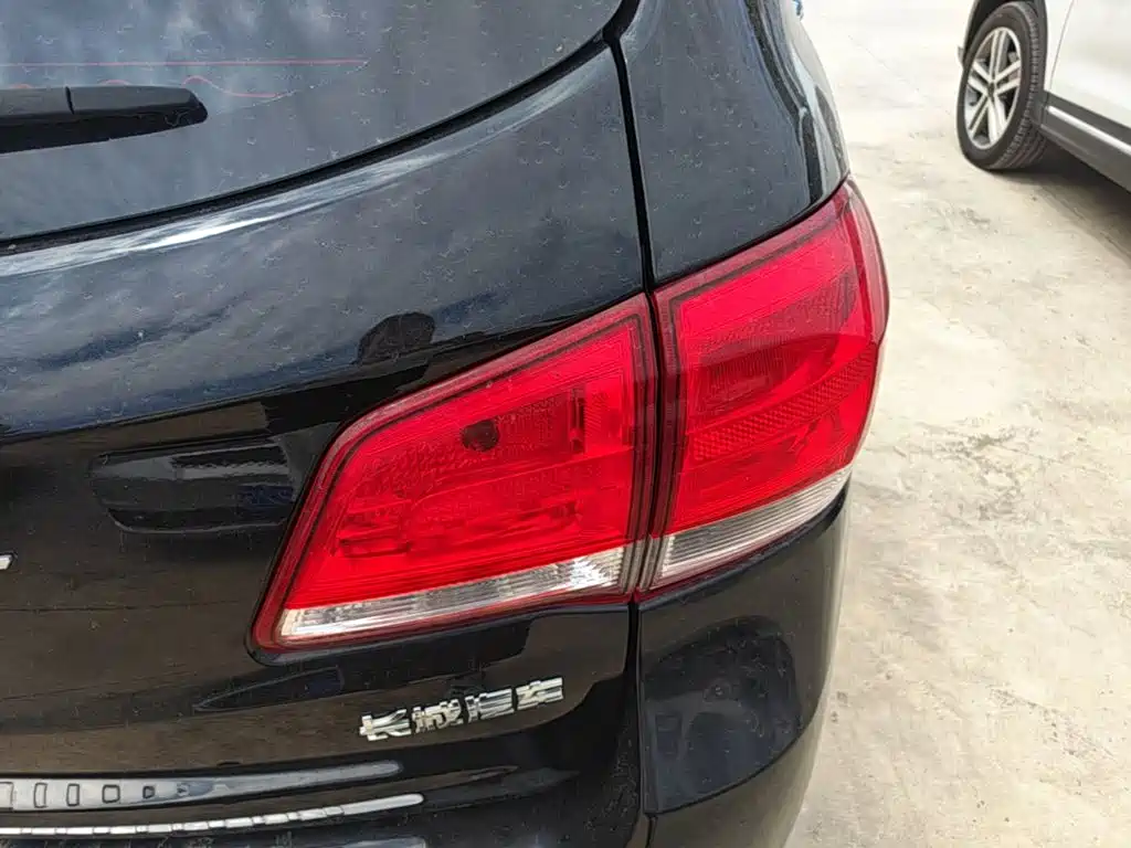 Photo 8 - Haval H6