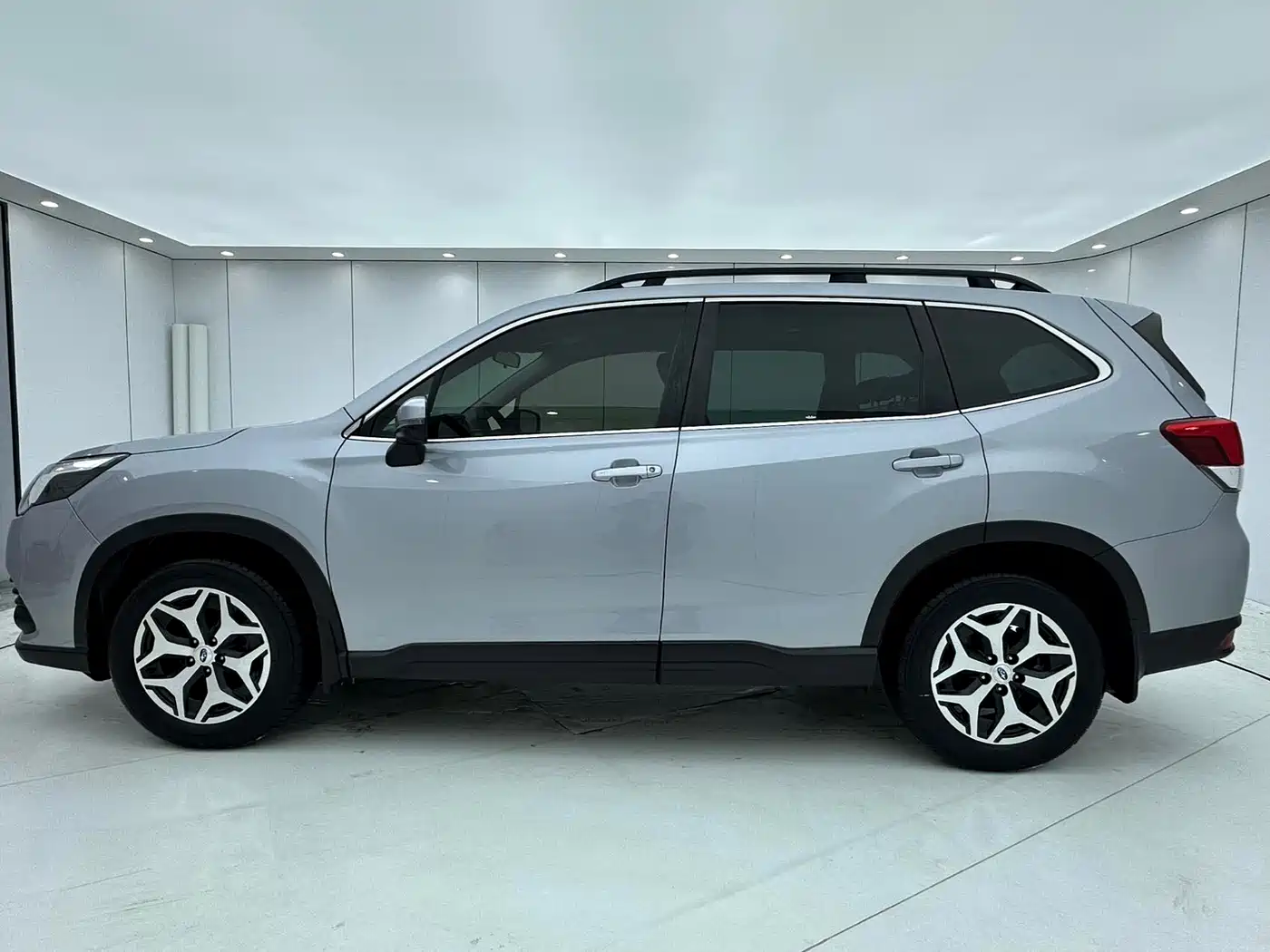 Subaru Forester 2022 2.0i AWD Luxury Edition with EyeSight фото 22