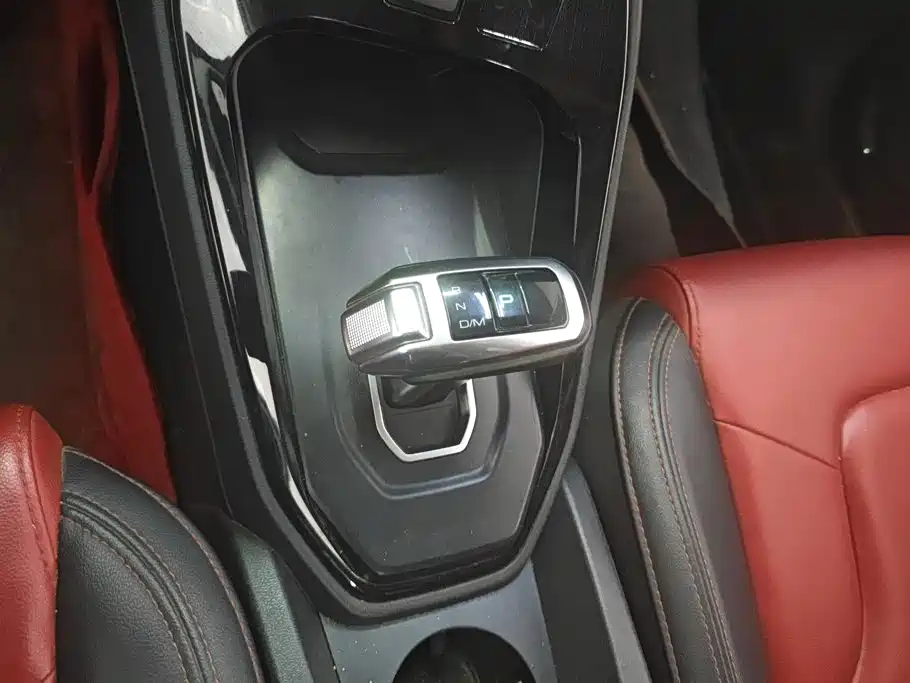 Haval H2s 2018 2018 Red Label 1.5T DCT Luxury Model